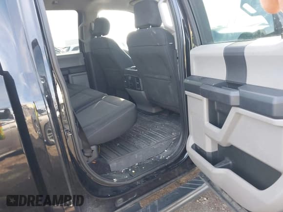 ✅ 2017 Ford F-150 XL • VIN: 1FTEW1EP7HFB65004 • Лот: 41876164. Опубликован ранее на IAAI с пробегом 105 487 миль. Бесплатный доступ к архиву аукционных продаж из США и подробный отчёт об истории автомобиля на DreamBid. Изображение 8.