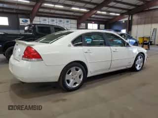 2008 Chevrolet Impala SS z VIN 2G1WD58C889248341, wystawiony jako Copart lot #90517135 z przebiegiem 92 268 mil mil oraz Czysty tytuł • Clean title. Historia ofert i sprzedaży dostępna na DreamBid. Obrazek 3.