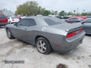 ✅ 2012 Dodge Challenger SXT • VIN: 2C3CDYAG1CH281192 • Lot: 41756669. Wystawiony na IAAI z przebiegiem 168 512 mil. Bezpłatny archiwum sprzedaży aukcyjnych z USA i szczegółowy raport historii pojazdu na DreamBid. Zdjęcie 3.
