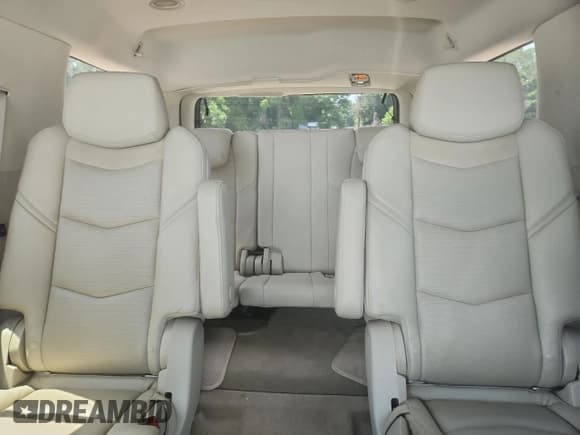 ✅ 2020 Cadillac Escalade Luxury • VIN: 1GYS3BKJ9LR163029 • Lot: 71188155. Listed on Copart with 89,113 mi. Free auction sales archive from the USA and detailed vehicle history report at DreamBid. Image 10.