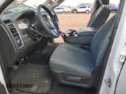 ✅ 2017 Ram 1500 Tradesman • VIN: 1C6RR6FT9HS610147 • Lot: 93645415. Wystawiony na Copart z przebiegiem 86 592 mil. Bezpłatny archiwum sprzedaży aukcyjnych z USA i szczegółowy raport historii pojazdu na DreamBid. Zdjęcie 7.