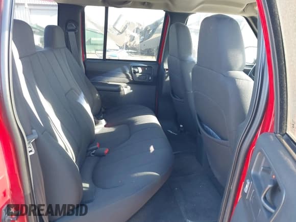 ✅ 2003 Chevrolet S-10 LS • VIN: 1GCDT13X23K177262 • Лот: 41404846. Опубликован ранее на IAAI с пробегом 95 545 миль. Бесплатный доступ к архиву аукционных продаж из США и подробный отчёт об истории автомобиля на DreamBid. Изображение 8.