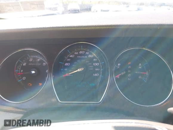 ✅ 2011 Ford Taurus Limited • VIN: 1FAHP2FW8BG132882 • Лот: 43338149. Опубликован ранее на IAAI с пробегом 155 814 миль. Бесплатный доступ к архиву аукционных продаж из США и подробный отчёт об истории автомобиля на DreamBid. Изображение 7.