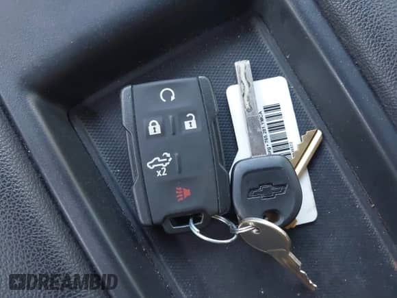 2021 Chevrolet Silverado 1500 Custom Trail Boss z VIN 1GCPYCEF4MZ263535, wystawiony jako IAAI lot #43104326 z przebiegiem 65 435 mil mil oraz . Historia ofert i sprzedaży dostępna na DreamBid. Obrazek 11.