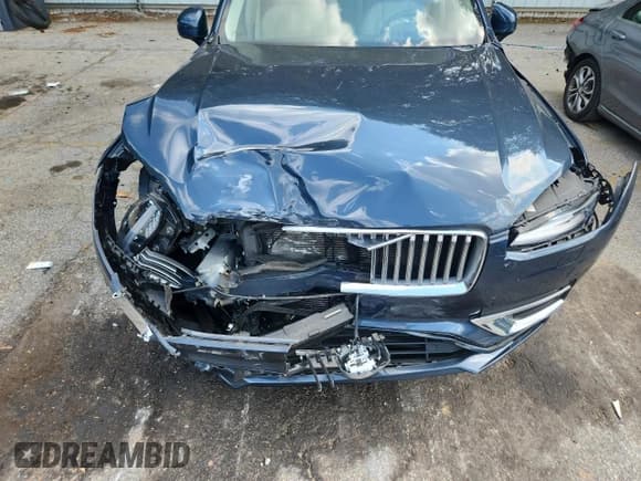 ✅ 2024 Volvo XC90 Ultimate Bright Theme • VIN: YV4062PF5R1202194 • Лот: 81600935. Опубликован ранее на Copart с пробегом Не указан. Бесплатный доступ к архиву аукционных продаж из США и подробный отчёт об истории автомобиля на DreamBid. Изображение 11.