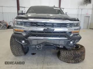 ✅ 2016 Chevrolet Silverado 1500 LT • VIN: 3GCPCREC1GG307177 • Лот: 61778313. Опубликован ранее на Copart с пробегом 110 723 миль. Бесплатный доступ к архиву аукционных продаж из США и подробный отчёт об истории автомобиля на DreamBid. Изображение 5.