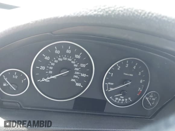 ✅ 2015 BMW 3 Series 320i • VIN: WBA3B1G5XFNT03858 • Lot: 42625688. Listed on IAAI with Not provided. Free auction sales archive from the USA and detailed vehicle history report at DreamBid. Image 15.