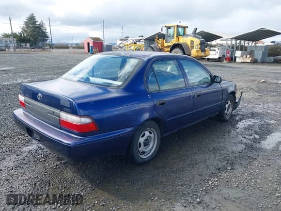 ✅ 1996 Toyota Corolla • VIN: 1NXBA02E6TZ400734 • Лот: 41772443. Опубликован ранее на IAAI с пробегом 185 923 миль. Бесплатный доступ к архиву аукционных продаж из США и подробный отчёт об истории автомобиля на DreamBid. Изображение 4.