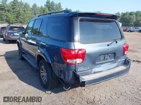 ✅ 2006 Toyota Sequoia Limited • VIN: 5TDBT48A16S270669 • Lot: 42943597. Wystawiony na IAAI z przebiegiem 155 441 mil. Bezpłatny archiwum sprzedaży aukcyjnych z USA i szczegółowy raport historii pojazdu na DreamBid. Zdjęcie 3.