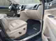 2018 Jeep Grand Cherokee Sterling z VIN 1C4RJFBGXJC425372, wystawiony jako IAAI lot #43595448 z przebiegiem 138 472 mil mil oraz . Historia ofert i sprzedaży dostępna na DreamBid. Obrazek 5.