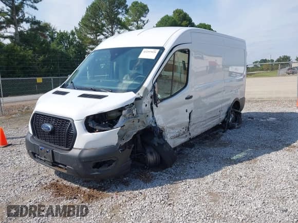 ✅ 2023 Ford Transit • VIN: 1FTBW9CG3PKB90296 • Lot: 43297929. Wystawiony na IAAI z przebiegiem 50 951 mil. Bezpłatny archiwum sprzedaży aukcyjnych z USA i szczegółowy raport historii pojazdu na DreamBid. Zdjęcie 2.