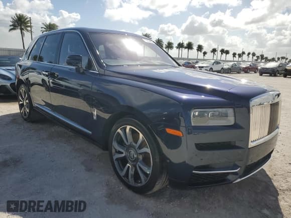 ✅ 2023 Rolls-Royce Cullinan • VIN: SLATV4C05PU219564 • Lot: 75635404. Listed on Copart with 5,430 mi. Free auction sales archive from the USA and detailed vehicle history report at DreamBid. Image 4.