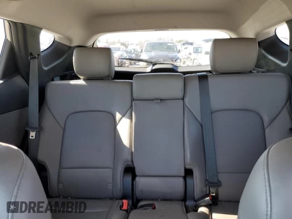 ✅ 2017 Hyundai Santa Fe 2.4L • VIN: 5NMZUDLB9HH050262 • Лот: 41228764. Опубликован ранее на Copart с пробегом 89 741 миль. Бесплатный доступ к архиву аукционных продаж из США и подробный отчёт об истории автомобиля на DreamBid. Изображение 10.