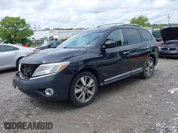 ✅ 2013 Nissan Pathfinder SL • VIN: 5N1AR2MM2DC637622 • Lot: 42374053. Listed on IAAI with 139,278 mi. Free auction sales archive from the USA and detailed vehicle history report at DreamBid. Image 2.