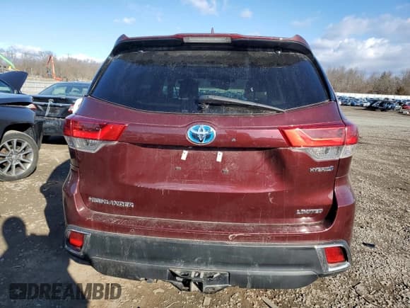 ✅ 2017 Toyota Highlander Hybrid Limited • VIN: 5TDDGRFH6HS022155 • Lot: 47278555. Listed on Copart with Not provided. Free auction sales archive from the USA and detailed vehicle history report at DreamBid. Image 6.