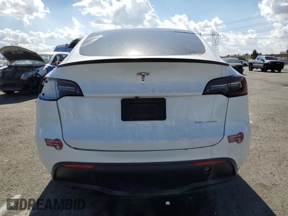 ✅ 2023 Tesla Model Y Performance • VIN: 7SAYGDEF8PF645738 • Lot: 84268465. Wystawiony na Copart z przebiegiem 56 424 mil. Bezpłatny archiwum sprzedaży aukcyjnych z USA i szczegółowy raport historii pojazdu na DreamBid. Zdjęcie 6.