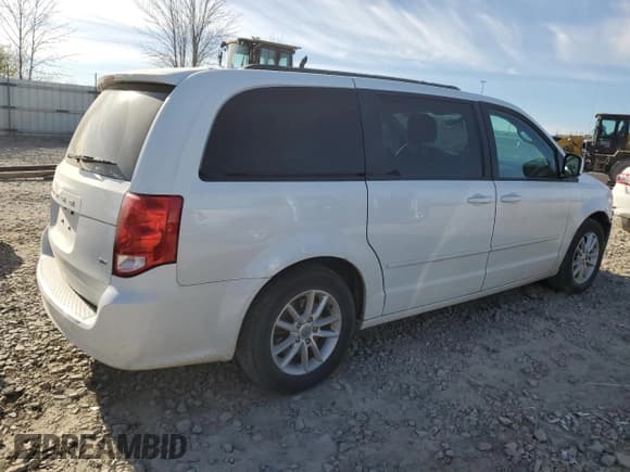 ✅ 2015 Dodge Grand Caravan SXT • VIN: 2C4RDGCG1FR686982 • Lot: 92595575. Listed on Copart with 199,065 mi. Free auction sales archive from the USA and detailed vehicle history report at DreamBid. Image 3.
