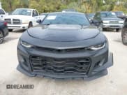 ✅ 2018 Chevrolet Camaro 2SS • VIN: 1G1FH1R72J0191441 • Lot: 43821180. Wystawiony na IAAI z przebiegiem 85 853 mil. Bezpłatny archiwum sprzedaży aukcyjnych z USA i szczegółowy raport historii pojazdu na DreamBid. Zdjęcie 12.