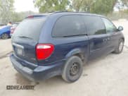 ✅ 2006 Chrysler Town & Country LX • VIN: 2A4GP44R16R794669 • Lot: 43448913. Listed on IAAI with 171,000 mi. Free auction sales archive from the USA and detailed vehicle history report at DreamBid. Image 4.