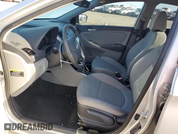 ✅ 2015 Hyundai Accent GLS • VIN: KMHCT4AE9FU929851 • Лот: 50383994. Опубликован ранее на Copart с пробегом 100 153 миль. Бесплатный доступ к архиву аукционных продаж из США и подробный отчёт об истории автомобиля на DreamBid. Изображение 7.