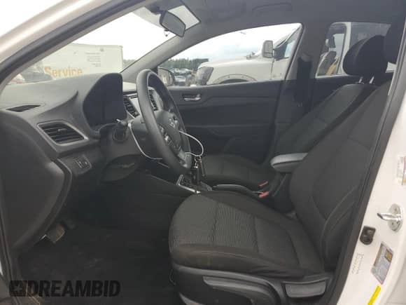 2020 Hyundai Accent SE z VIN 3KPC24A63LE126172, wystawiony jako Copart lot #63856924 z przebiegiem 49 427 mil mil oraz Szkoda całkowita • Salvage title. Historia ofert i sprzedaży dostępna na DreamBid. Obrazek 7.