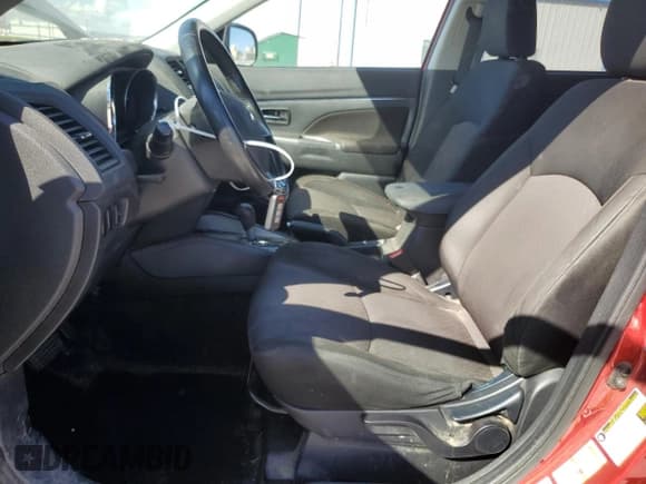 ✅ 2019 Mitsubishi Outlander SE • VIN: JA4AP4AU5KU011428 • Lot: 85545885. Listed on Copart with 189,092 mi. Free auction sales archive from the USA and detailed vehicle history report at DreamBid. Image 7.
