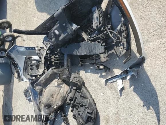 ✅ 2022 Kia Sorento SX • VIN: 5XYRK4LF3NG099987 • Lot: 68925805. Wystawiony na Copart z przebiegiem 116 826 mil. Bezpłatny archiwum sprzedaży aukcyjnych z USA i szczegółowy raport historii pojazdu na DreamBid. Zdjęcie 13.