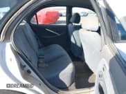 ✅ 2000 Hyundai Elantra • VIN: KMHJW35F0YU158324 • Lot: 43622185. Wystawiony na IAAI z przebiegiem 86 528 mil. Bezpłatny archiwum sprzedaży aukcyjnych z USA i szczegółowy raport historii pojazdu na DreamBid. Zdjęcie 8.