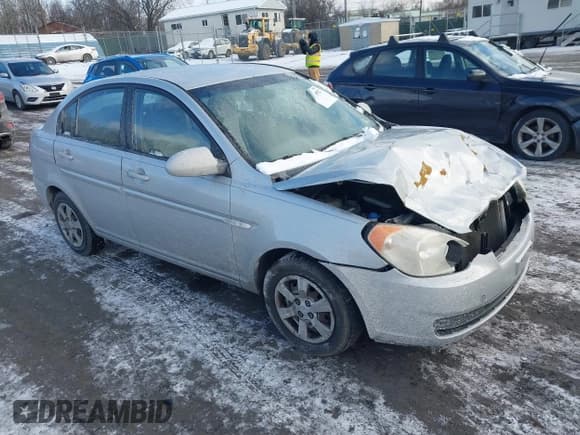 ✅ 2007 Hyundai Accent GLS • VIN: KMHCN46C07U141995 • Лот: 41258952. Опубликован ранее на IAAI с пробегом 232 601 миль. Бесплатный доступ к архиву аукционных продаж из США и подробный отчёт об истории автомобиля на DreamBid. Изображение 1.