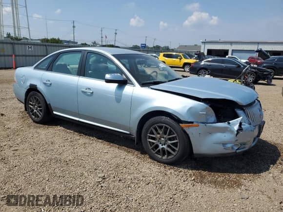 ✅ 2009 Mercury Sable • VIN: 1MEHM40W59G631154 • Lot: 67731375. Listed on Copart with 58,972 mi. Free auction sales archive from the USA and detailed vehicle history report at DreamBid. Image 4.