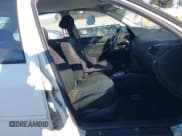 ✅ 2000 Volkswagen Jetta GL • VIN: 3VWRC29M7YM194788 • Lot: 43857550. Wystawiony na IAAI z przebiegiem 102 311 mil. Bezpłatny archiwum sprzedaży aukcyjnych z USA i szczegółowy raport historii pojazdu na DreamBid. Zdjęcie 5.