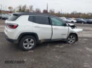 ✅ 2018 Jeep Compass Latitude • VIN: 3C4NJDBB6JT246497 • Лот: 43748916. Опубликован ранее на IAAI с пробегом 94 354 миль. Бесплатный доступ к архиву аукционных продаж из США и подробный отчёт об истории автомобиля на DreamBid. Изображение 4.