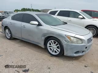 ✅ 2009 Nissan Maxima SV • VIN: 1N4AA51E89C811250 • Lot: 42891522. Wystawiony na IAAI z przebiegiem 158 217 mil. Bezpłatny archiwum sprzedaży aukcyjnych z USA i szczegółowy raport historii pojazdu na DreamBid. Zdjęcie 1.