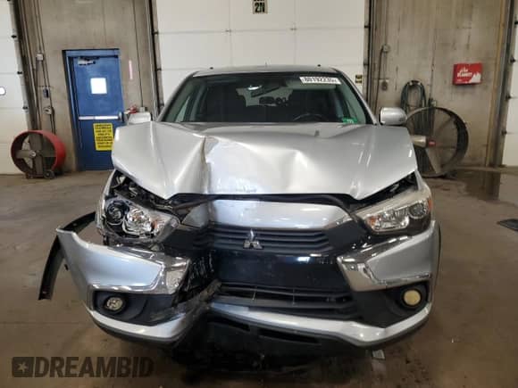 2016 Mitsubishi Outlander ES z VIN JA4AR3AW9GZ024540, wystawiony jako Copart lot #80192235 z przebiegiem 81 018 mil mil oraz Szkoda całkowita • Salvage title. Historia ofert i sprzedaży dostępna na DreamBid. Obrazek 5.