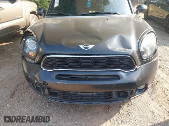 ✅ 2014 MINI Countryman S • VIN: WMWZC3C5XEWP27462 • Lot: 42471068. Listed on IAAI with 113,198 mi. Free auction sales archive from the USA and detailed vehicle history report at DreamBid. Image 6.