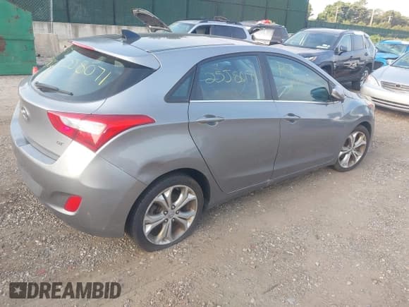 ✅ 2013 Hyundai Elantra • VIN: KMHD35LE8DU056582 • Lot: 42990343. Listed on IAAI with Not provided. Free auction sales archive from the USA and detailed vehicle history report at DreamBid. Image 4.