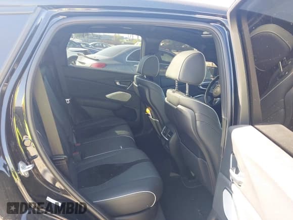 ✅ 2021 Acura RDX w/A-Spec Package • VIN: 5J8TC1H62ML018671 • Lot: 43312913. Wystawiony na IAAI z przebiegiem Nie podano. Bezpłatny archiwum sprzedaży aukcyjnych z USA i szczegółowy raport historii pojazdu na DreamBid. Zdjęcie 8.