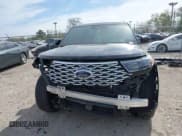 ✅ 2021 Ford Explorer Platinum • VIN: 1FM5K8HC7MGC28101 • Lot: 42126938. Wystawiony na IAAI z przebiegiem 20 257 mil. Bezpłatny archiwum sprzedaży aukcyjnych z USA i szczegółowy raport historii pojazdu na DreamBid. Zdjęcie 13.