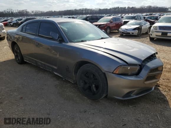 ✅ 2011 Dodge Charger Rallye • VIN: 2B3CL3CG9BH579424 • Лот: 49116355. Опубликован ранее на Copart с пробегом 146 062 миль. Бесплатный доступ к архиву аукционных продаж из США и подробный отчёт об истории автомобиля на DreamBid. Изображение 4.