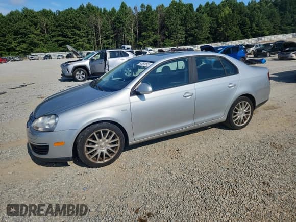 ✅ 2008 Volkswagen Jetta Wolfsburg Edition • VIN: 3VWRJ71K58M183091 • Lot: 64394595. Listed on Copart with 185,150 mi. Free auction sales archive from the USA and detailed vehicle history report at DreamBid. Image 1.