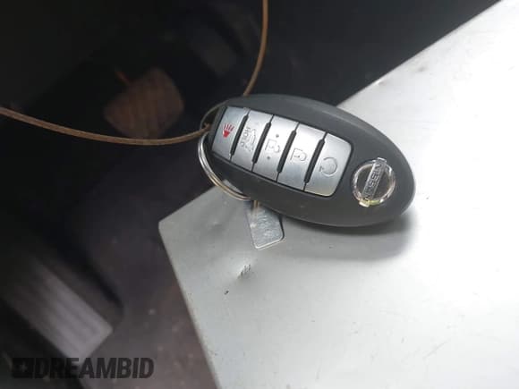 ✅ 2020 Nissan Armada SL • VIN: JN8AY2ND8L9111534 • Lot: 40705668. Wystawiony na IAAI z przebiegiem 85 140 mil. Bezpłatny archiwum sprzedaży aukcyjnych z USA i szczegółowy raport historii pojazdu na DreamBid. Zdjęcie 11.