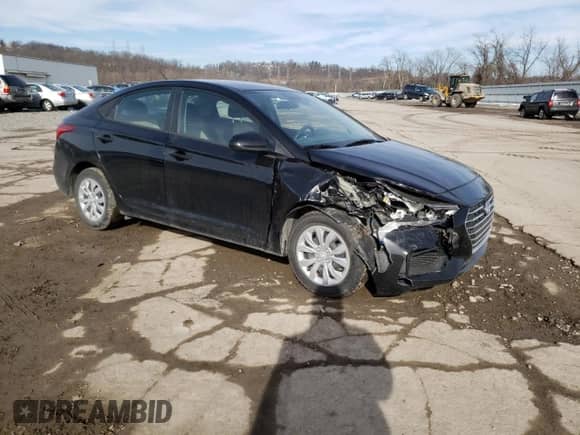 2022 Hyundai Accent SEL z VIN 3KPC24A64NE166750, wystawiony jako Copart lot #39822123 z przebiegiem 10 520 mil mil oraz . Historia ofert i sprzedaży dostępna na DreamBid. Obrazek 4.