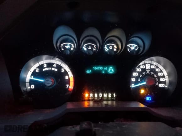 ✅ 2013 Ford F-350 Platinum • VIN: 1FT8W3B65DEB60307 • Lot: 82250744. Listed on Copart with 104,799 mi. Free auction sales archive from the USA and detailed vehicle history report at DreamBid. Image 9.