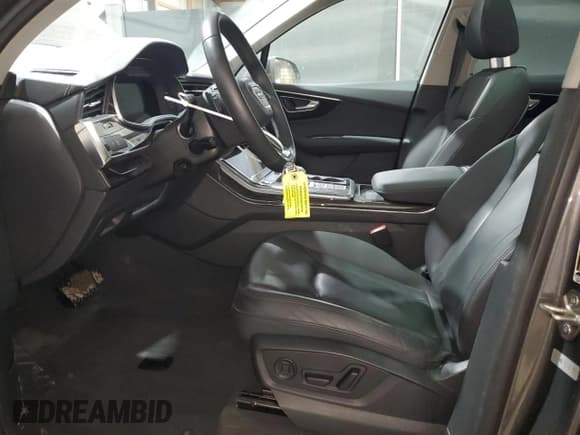 ✅ 2024 Audi Q7 Premium Plus • VIN: WA1LCBF71RD006474 • Lot: 62633915. Wystawiony na Copart z przebiegiem 33 316 mil. Bezpłatny archiwum sprzedaży aukcyjnych z USA i szczegółowy raport historii pojazdu na DreamBid. Zdjęcie 7.