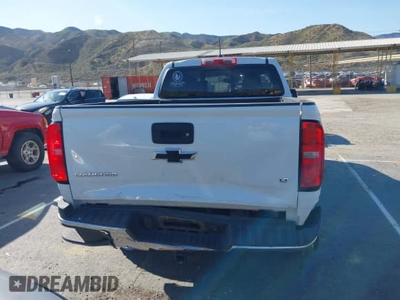 ✅ 2017 Chevrolet Colorado 2WD LT • VIN: 1GCGSCE10H1159991 • Лот: 41836588. Опубликован ранее на IAAI с пробегом 147 656 миль. Бесплатный доступ к архиву аукционных продаж из США и подробный отчёт об истории автомобиля на DreamBid. Изображение 16.