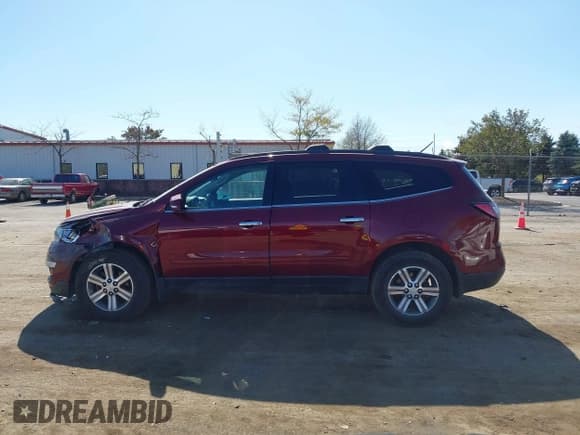 ✅ 2016 Chevrolet Traverse LT • VIN: 1GNKVGKD0GJ169465 • Lot: 43377543. Wystawiony na IAAI z przebiegiem 124 688 mil. Bezpłatny archiwum sprzedaży aukcyjnych z USA i szczegółowy raport historii pojazdu na DreamBid. Zdjęcie 14.