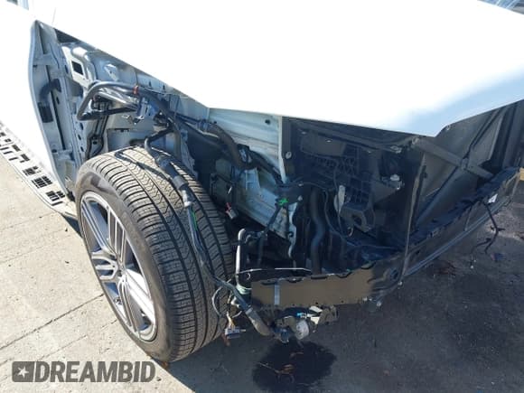 ✅ 2021 Mercedes-Benz GLS 450 • VIN: 4JGFF5KE6MA489448 • Lot: 43583298. Wystawiony na IAAI z przebiegiem 44 912 mil. Bezpłatny archiwum sprzedaży aukcyjnych z USA i szczegółowy raport historii pojazdu na DreamBid. Zdjęcie 18.