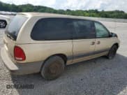 ✅ 2000 Chrysler Voyager SE • VIN: 2C4GJ44GXYR725892 • Lot: 60443415. Listed on Copart with 144,291 mi. Free auction sales archive from the USA and detailed vehicle history report at DreamBid. Image 3.
