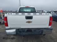 ✅ 2011 Chevrolet Silverado 2500HD Work Truck • VIN: 1GC0CVCG1BF221541 • Lot: 41500957. Wystawiony na IAAI z przebiegiem 206 866 mil. Bezpłatny archiwum sprzedaży aukcyjnych z USA i szczegółowy raport historii pojazdu na DreamBid. Zdjęcie 16.