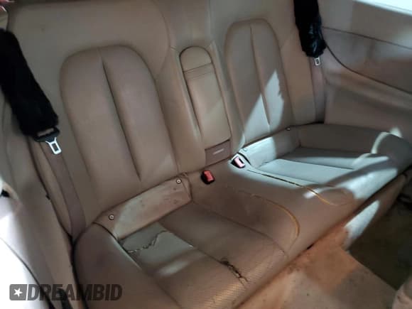 ✅ 2003 Mercedes-Benz CLK 320 • VIN: WDBLK65G13T137059 • Lot: 59420995. Wystawiony na Copart z przebiegiem 143 466 mil. Bezpłatny archiwum sprzedaży aukcyjnych z USA i szczegółowy raport historii pojazdu na DreamBid. Zdjęcie 10.